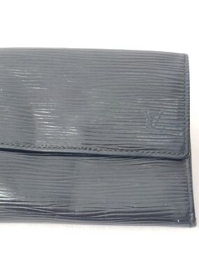 Louis Vuitton Epi Textured Wallet in Black